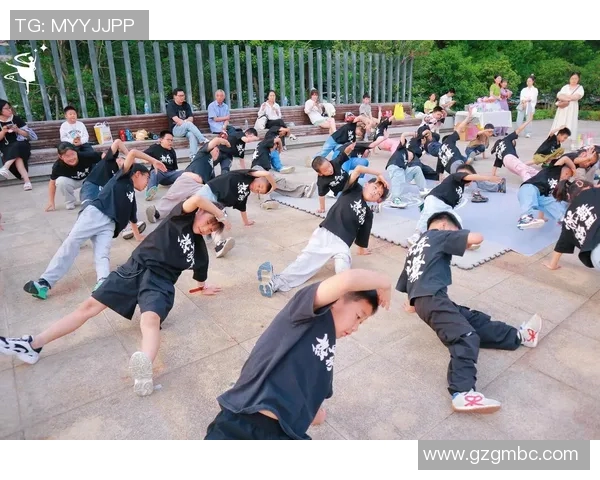 西安街舞队引领潮流最新街舞风格TOP10全解析